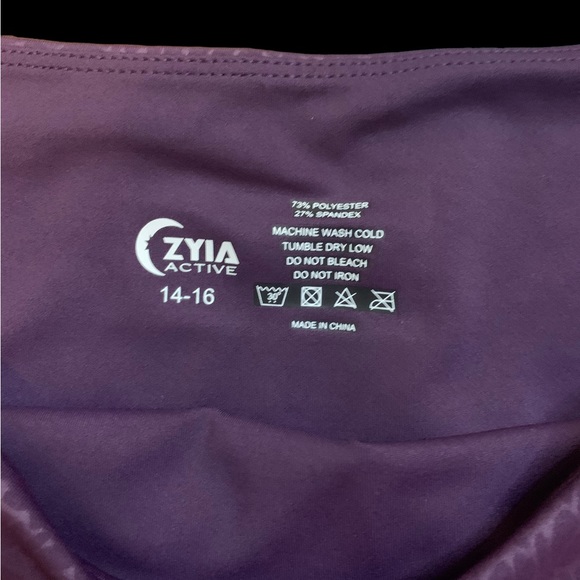 Zyia purple river stone light n tight pocket Capri legging high rise - Picture 4 of 6